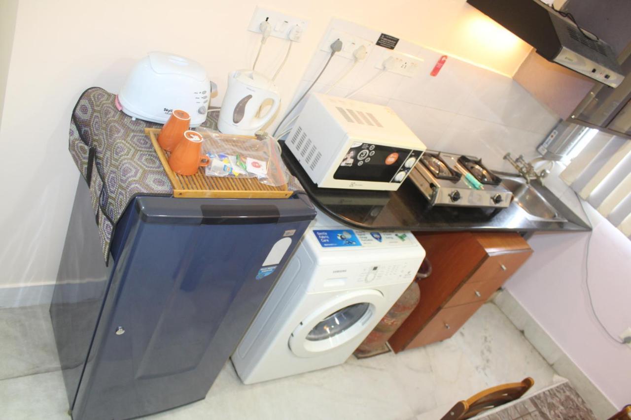 Service Apartments, Park Street, Calcutta Екстериор снимка