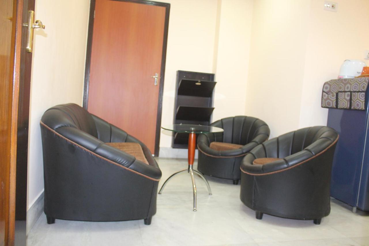 Service Apartments, Park Street, Calcutta Екстериор снимка