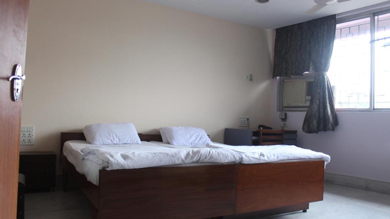 Service Apartments, Park Street, Calcutta Екстериор снимка