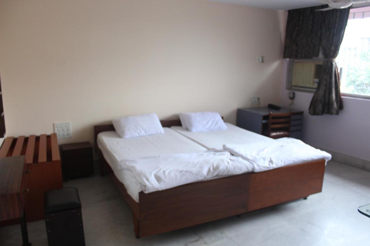 Service Apartments, Park Street, Calcutta Екстериор снимка