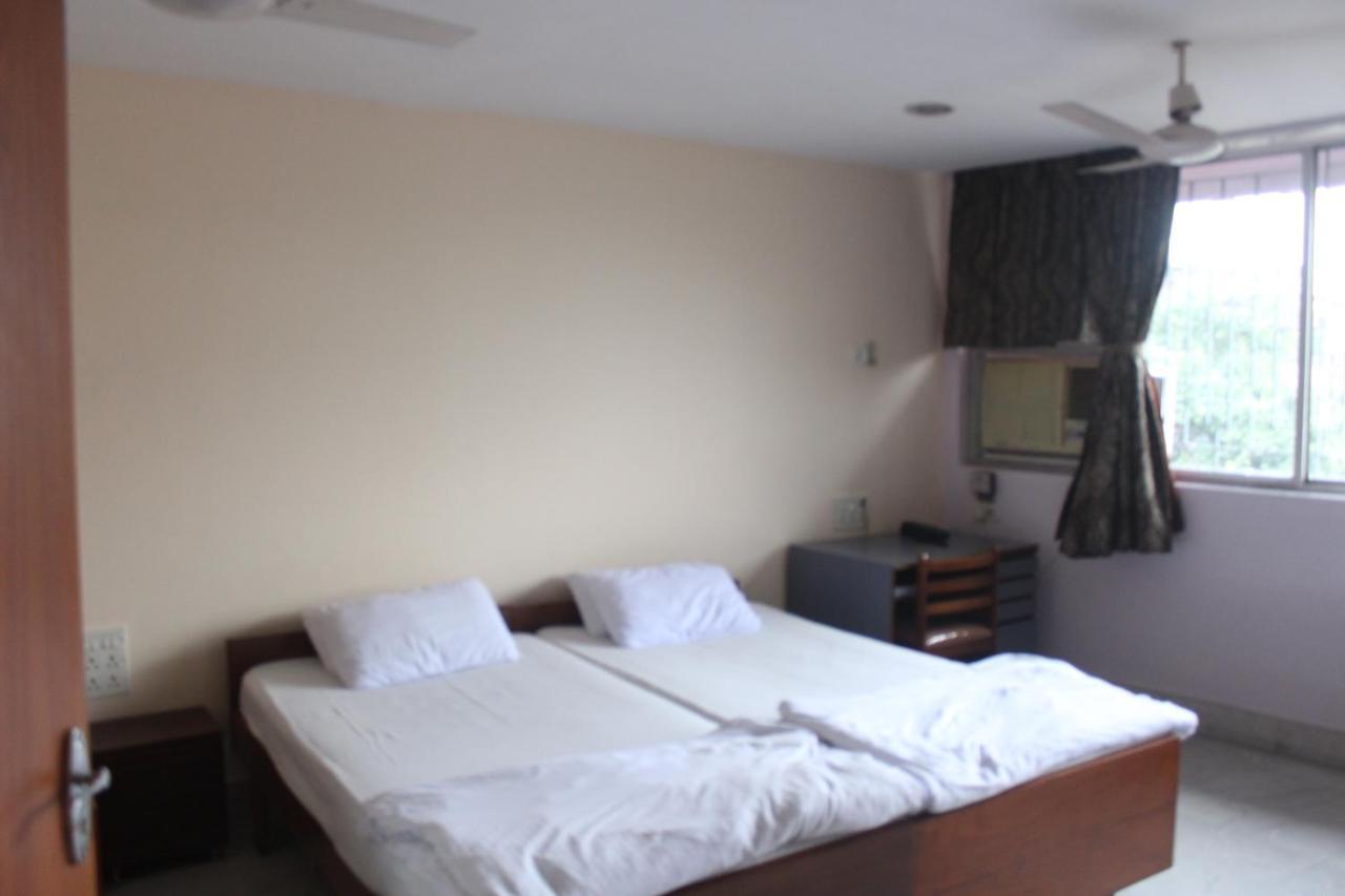 Service Apartments, Park Street, Calcutta Екстериор снимка