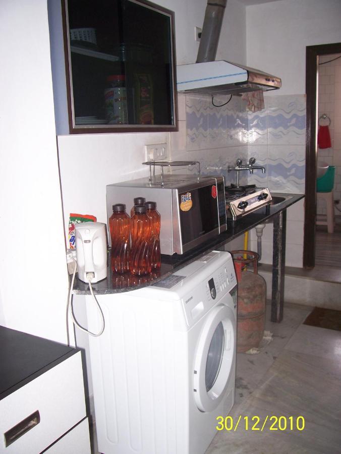 Service Apartments, Park Street, Calcutta Екстериор снимка