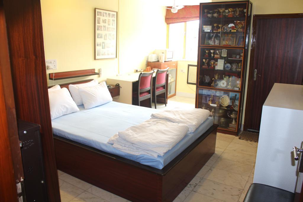 Service Apartments, Park Street, Calcutta Екстериор снимка