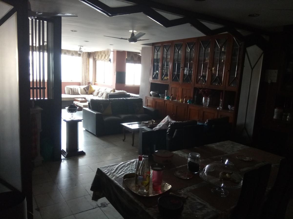 Service Apartments, Park Street, Calcutta Екстериор снимка