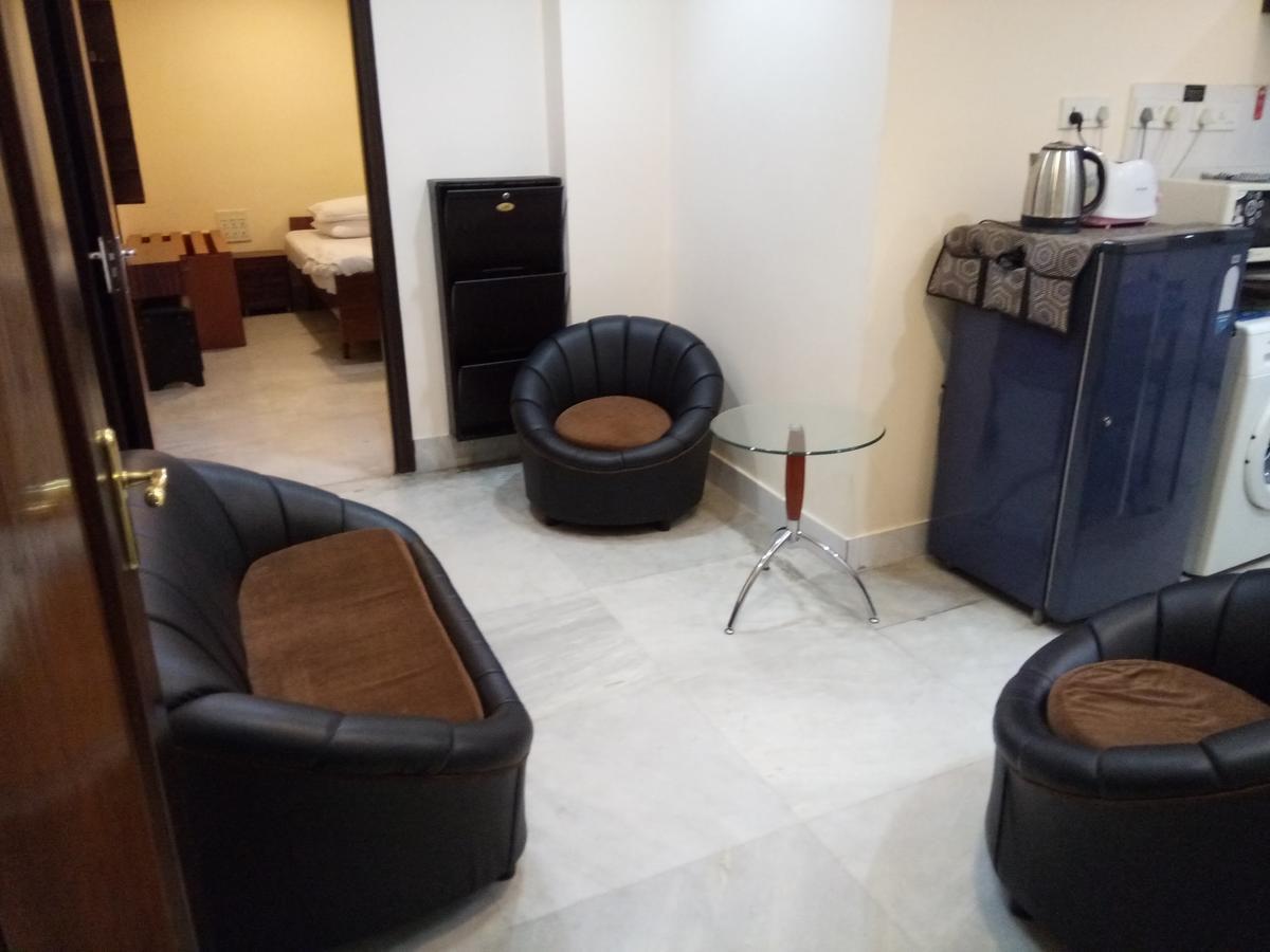 Service Apartments, Park Street, Calcutta Екстериор снимка
