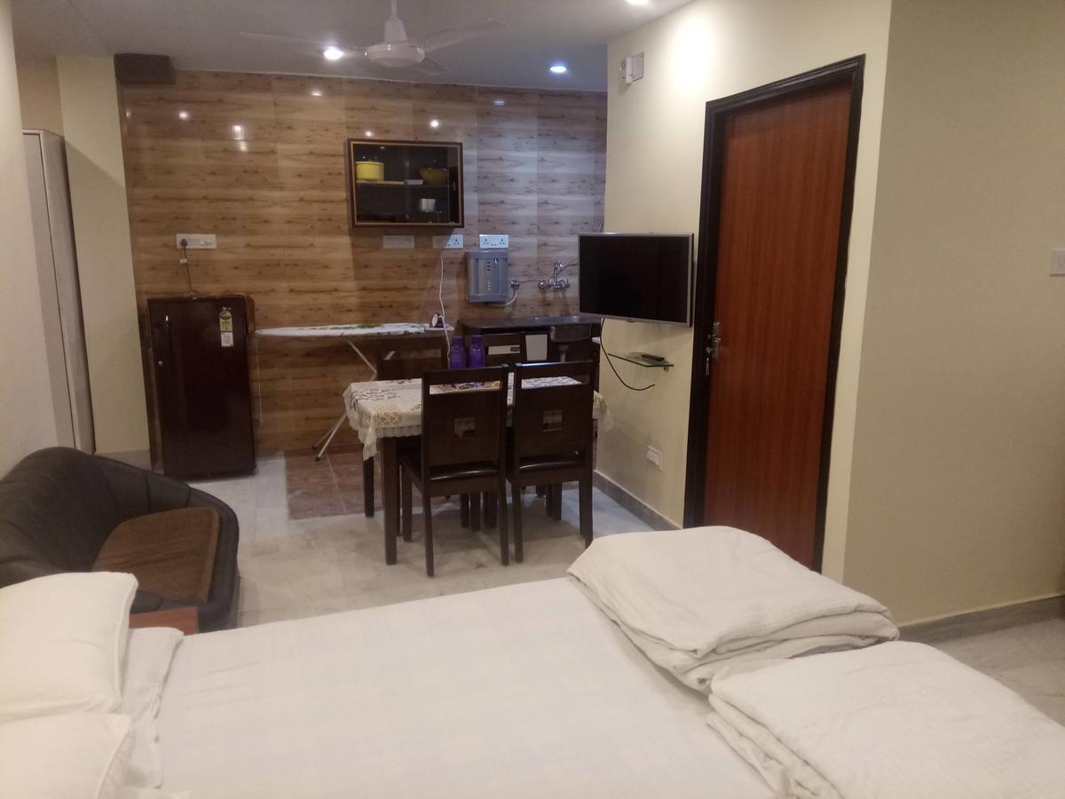 Service Apartments, Park Street, Calcutta Екстериор снимка